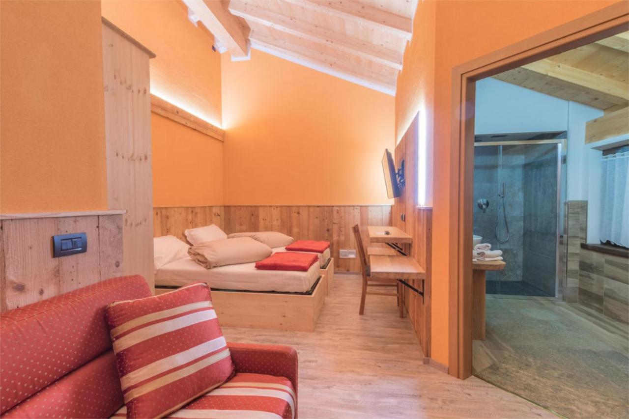 Agriturismo La Poina Livigno Exteriör bild
