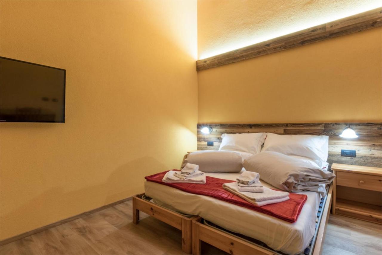 Agriturismo La Poina Livigno Exteriör bild