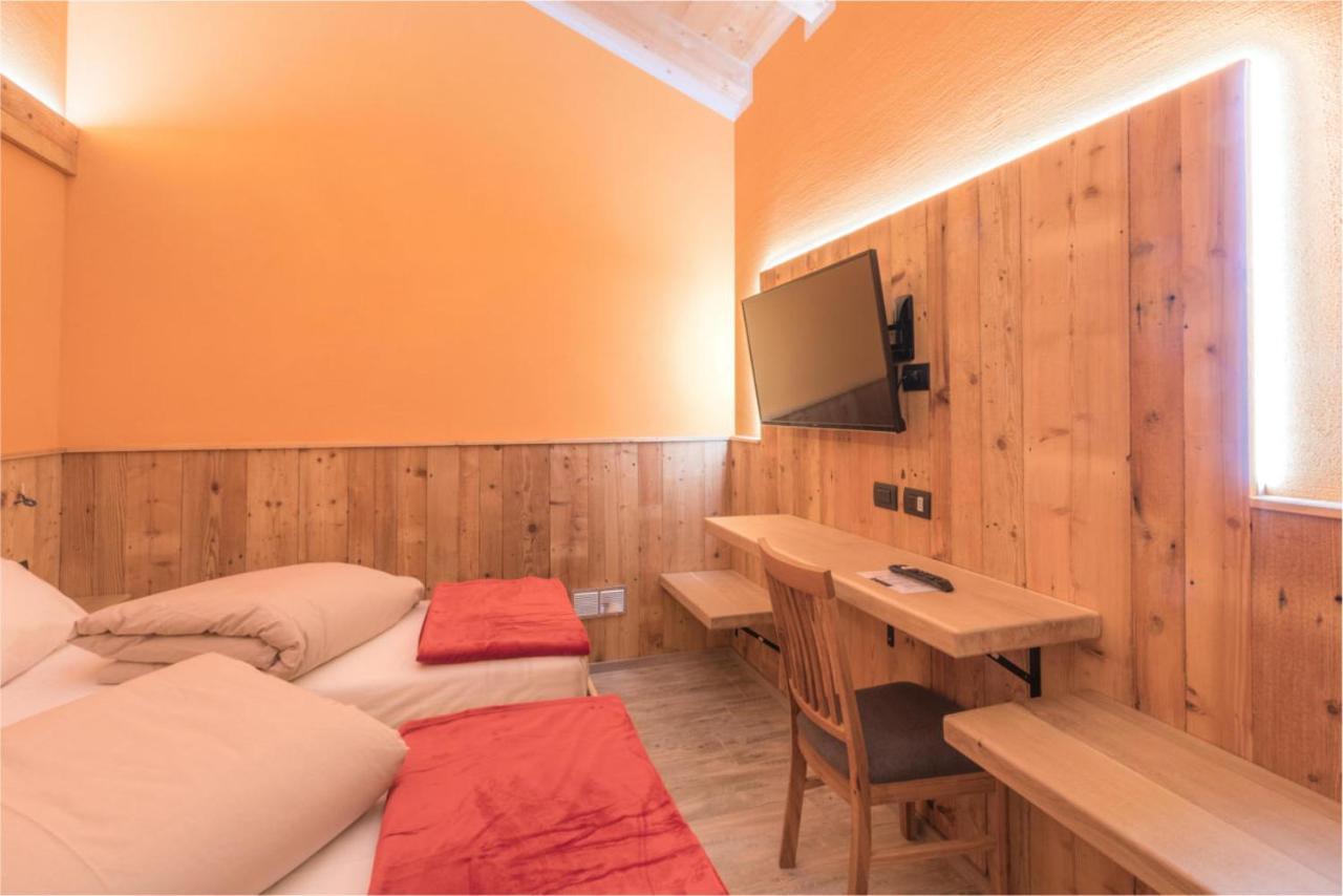 Agriturismo La Poina Livigno Exteriör bild