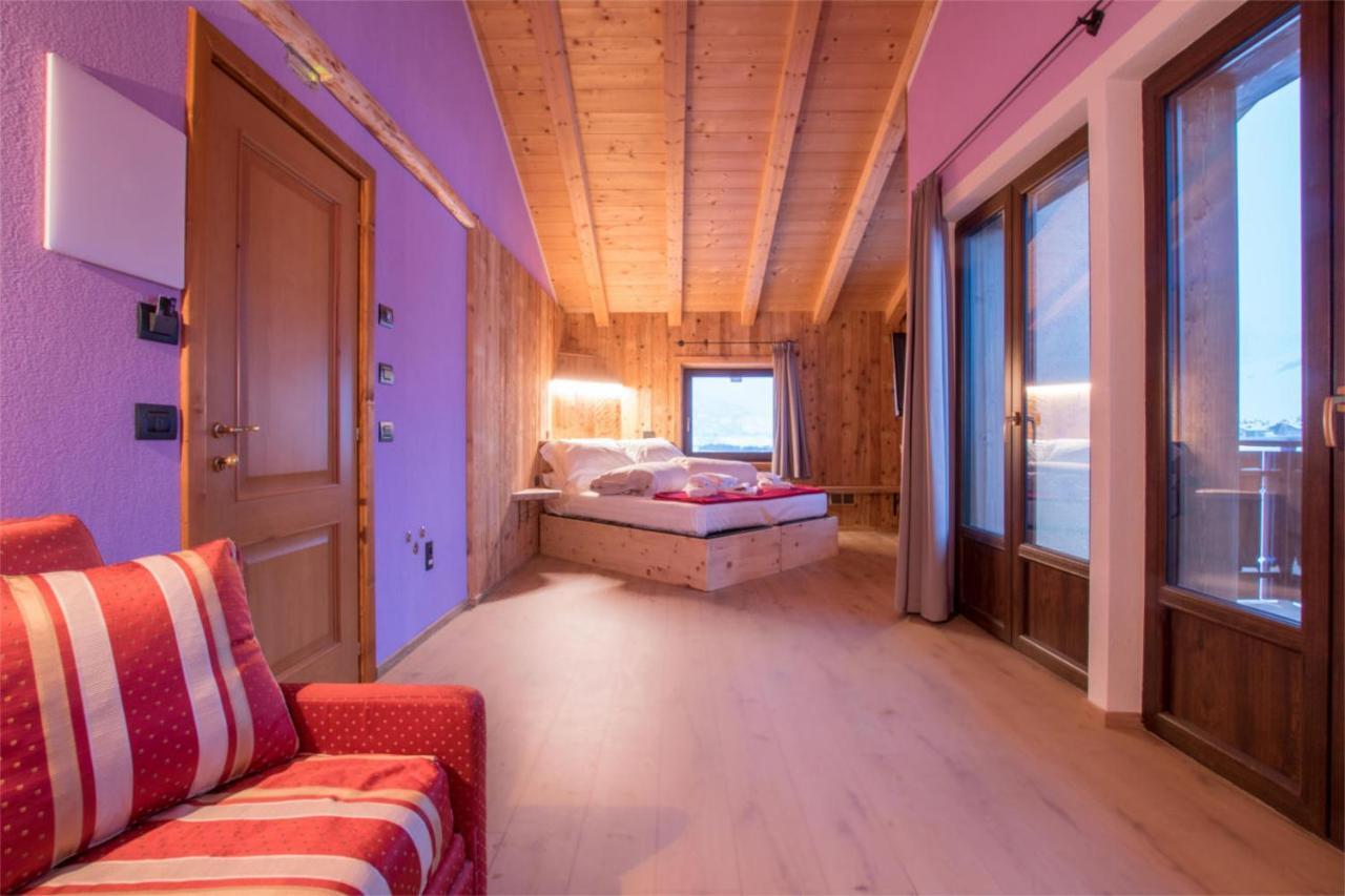 Agriturismo La Poina Livigno Exteriör bild
