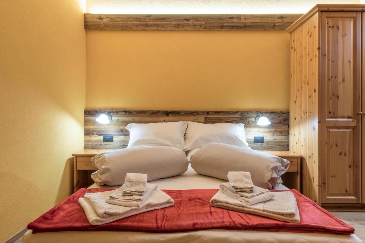Agriturismo La Poina Livigno Exteriör bild